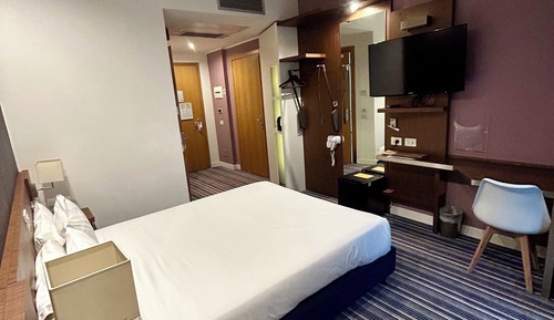 Double Room with facility access