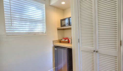 Standard Room, 1 Queen Bed with Sofa bed, Pool Area