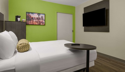 Habitación estándar, 1 cama de matrimonio, accesible para personas con discapacidad, no fumadores