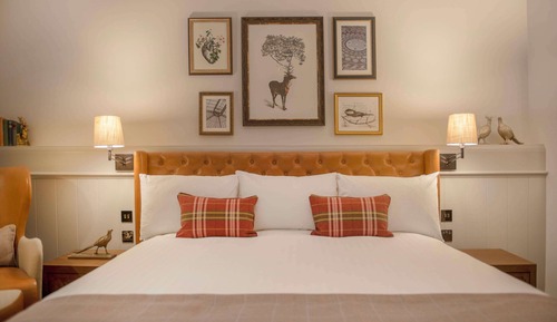 Mansion House Deluxe