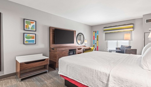 1 cama de matrimonio grande