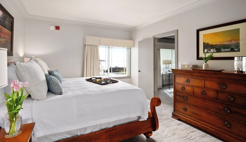 Habitación, 1 cama de matrimonio grande, varias vistas (Premier Bay View Suite)