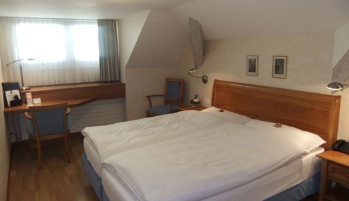Habitación triple Deluxe, baño privado
