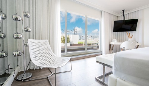 Ático, 1 cama de matrimonio grande, terraza