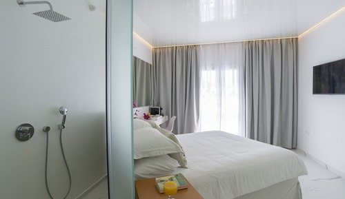Habitación doble, acceso a la piscina, vistas al mar (Prestige)