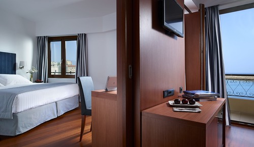 Suite junior, vistas al mar