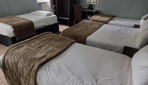 Suite, baño privado (5 Persons)