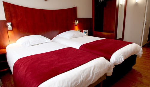 Habitación Confort con 2 camas individuales (free access to sauna & steam bath)