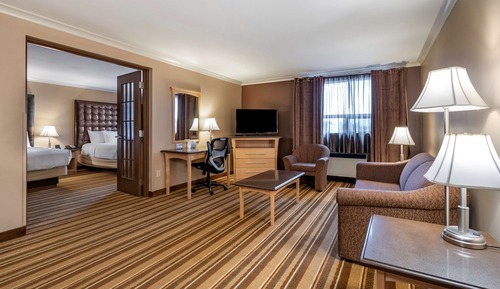 Suite, 1 cama de matrimonio grande, no fumadores, frigorífico y microondas (with Sofabed)