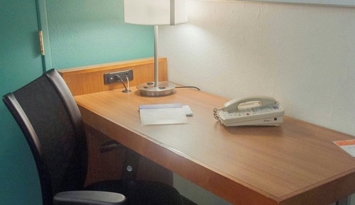 Estudio, 1 cama de matrimonio grande con sofá cama