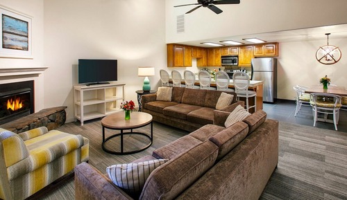 Suite familiar, varias camas, cocina, vistas al complejo turístico