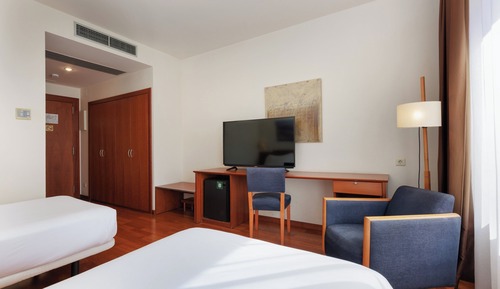 Habitación clásica con 2 camas individuales