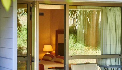 Habitación superior, en la zona del jardín