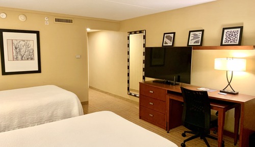 Habitación, 2 camas dobles (Mobility/Hearing Accessible, Tub)