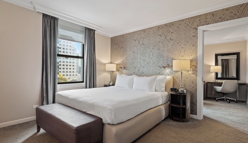 Suite, 1 cama de matrimonio grande con sofá cama