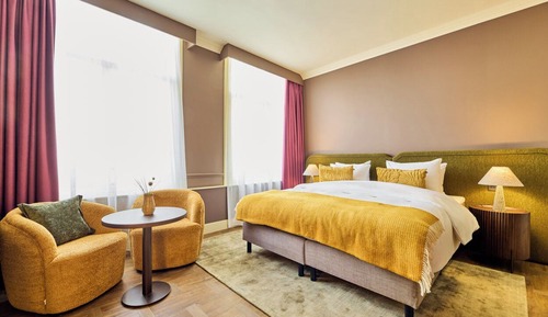 Superior Room with Shower and Bath