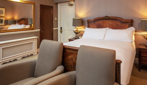 Feature Double Room - Old Hall