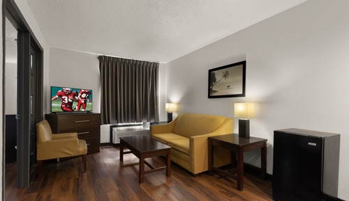 Suite, no fumadores (2 Double Beds and Sofa Bed)