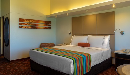 Habitación doble, 1 cama de matrimonio grande, vistas a la montaña