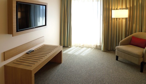 Suite (Raffles - 7N Parking Included PKG)