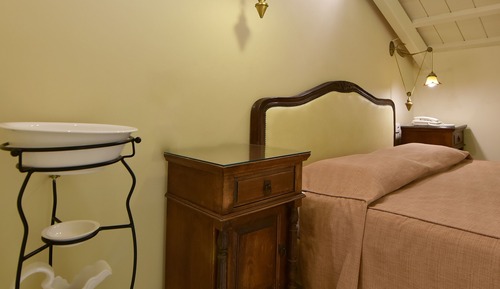 Habitación triple, bañera