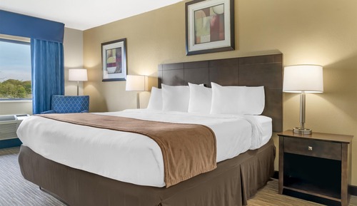 Suite, 1 cama de matrimonio grande, bañera de hidromasaje, vistas al río