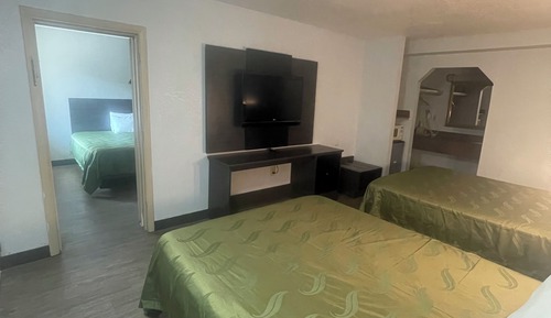 Habitación Deluxe doble, 2 camas dobles, baño privado