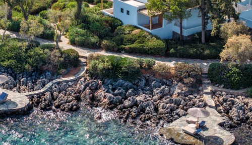 Superior Seafront Bungalow