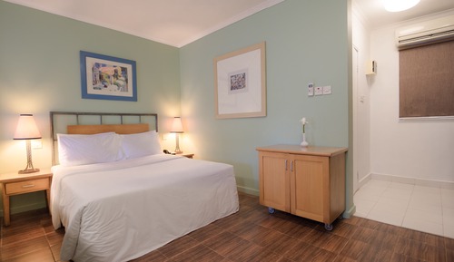 Estudio, 1 cama de matrimonio