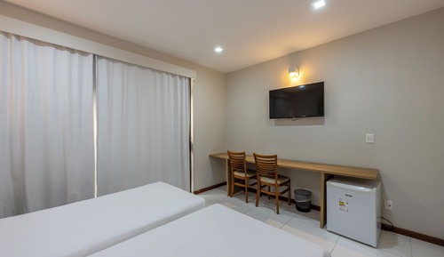 Habitación superior con 2 camas individuales, 2 camas individuales, balcón