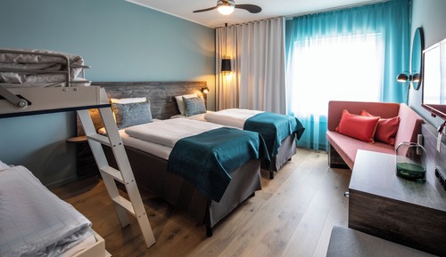 Habitación superior con 2 camas individuales