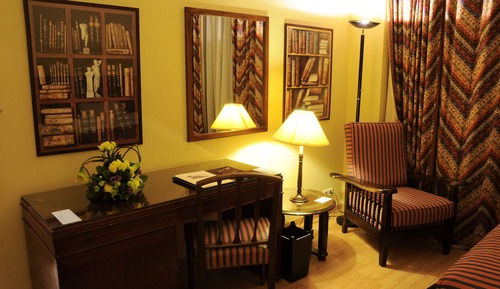Habitación clásica con 2 camas individuales