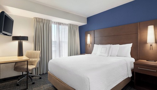 Suite, 2 habitaciones (Mobility Accessible, Roll-In Shower)
