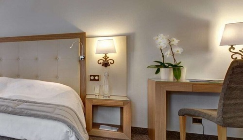 Habitación superior, balcón (North)