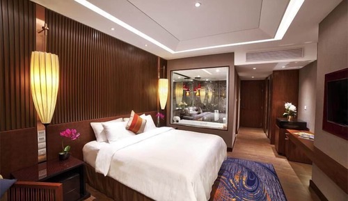 Habitación Deluxe, varias camas (Inya Wing - Sedona Room)