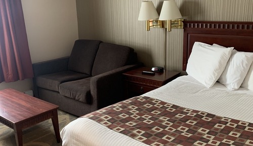 Habitación estándar doble, 1 cama doble con sofá cama