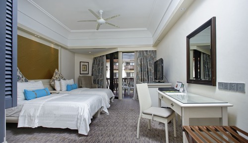 Habitación Deluxe, 1 cama de matrimonio grande, vistas al mar