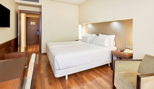 Habitación familiar (Adjoining Room, 2AD+2CH)