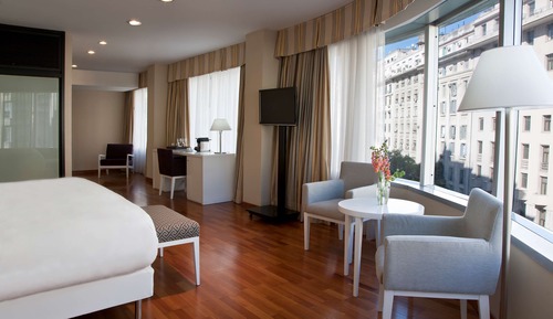 Habitación superior, en esquina (View)