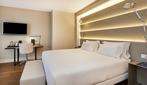 Suite junior, terraza (Extra Bed 2 adults + 1 child)