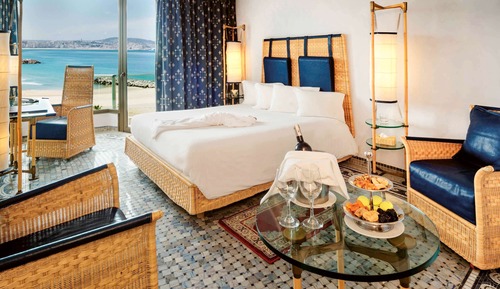 Habitación clásica con 2 camas individuales, 1 cama individual, vistas al mar