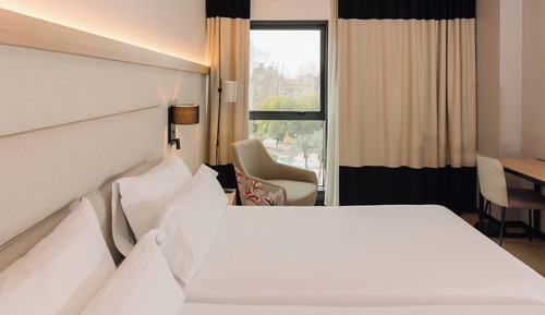 Habitación clásica con 2 camas individuales