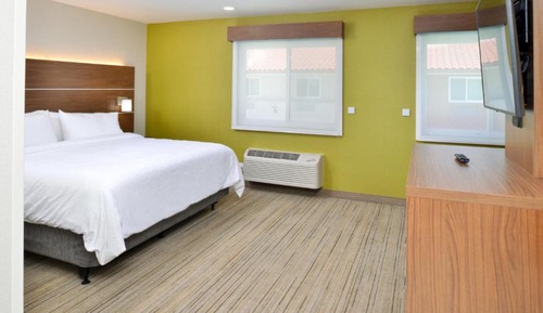 Habitación estándar, 1 cama de matrimonio grande, ducha adaptada (Mobility Accessible)