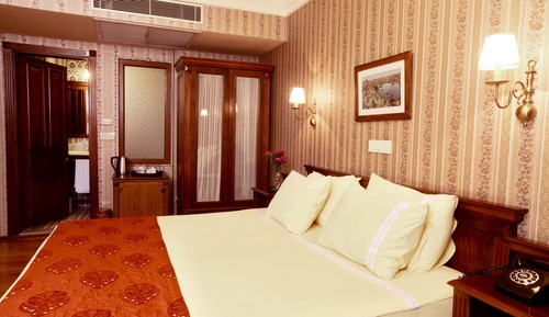 Habitación Deluxe (Neighborhood View)