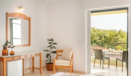 Habitación superior con 1 cama doble o 2 individuales