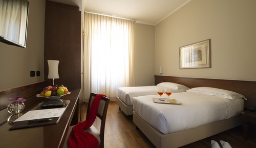 Habitación clásica con 2 camas individuales