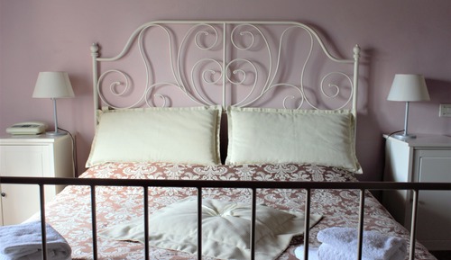 Habitación estándar con 1 cama doble o 2 individuales