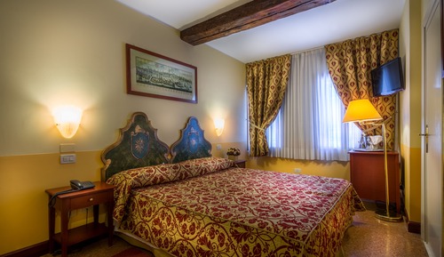 Habitación clásica