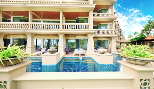 Superior Pool Acces