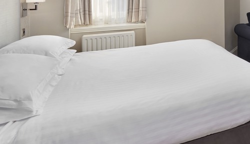 Habitación superior, 1 cama de matrimonio grande con sofá cama